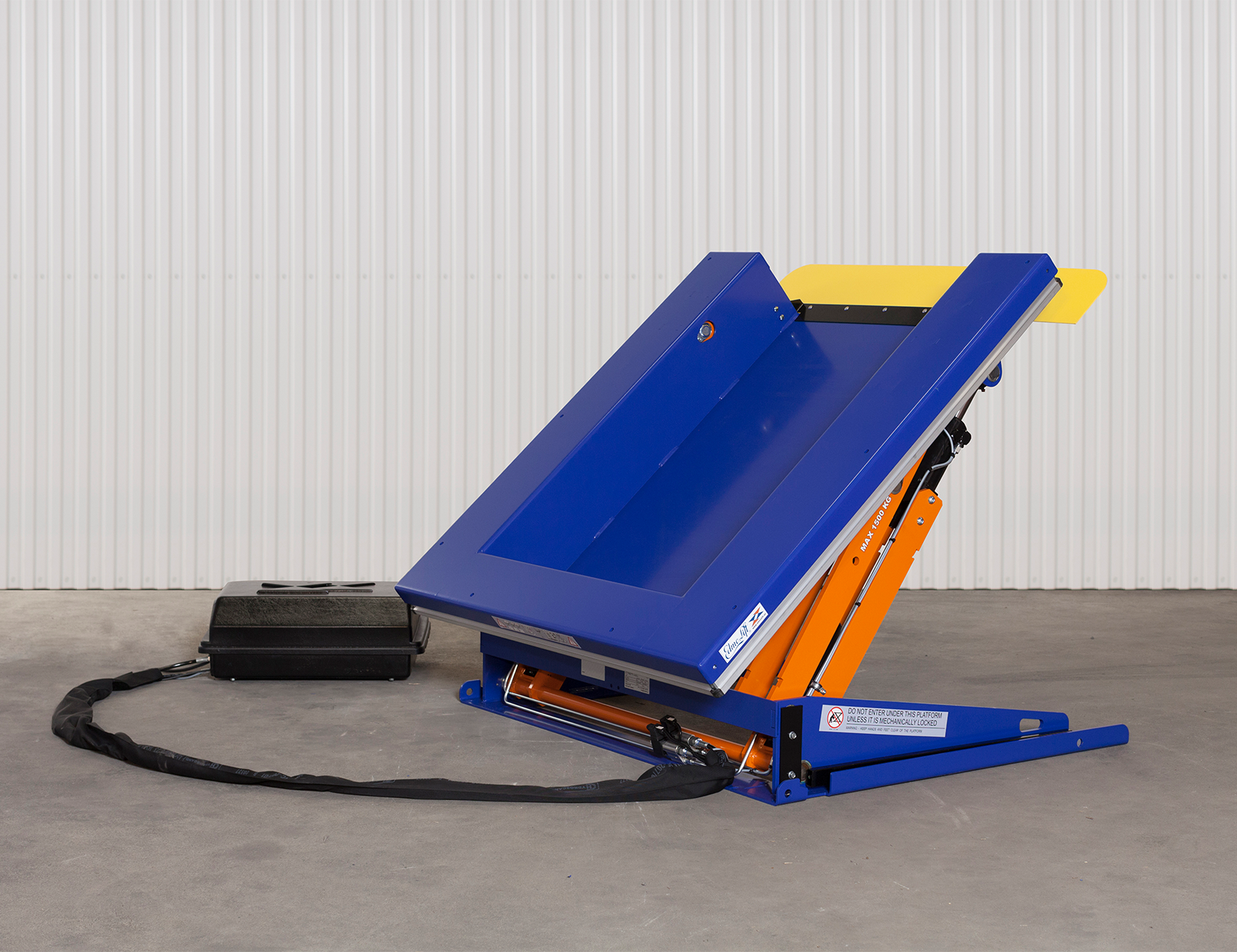 Tilting Lift Table ArmLift Low (Electric) Tilt Lift Tables Astrolift