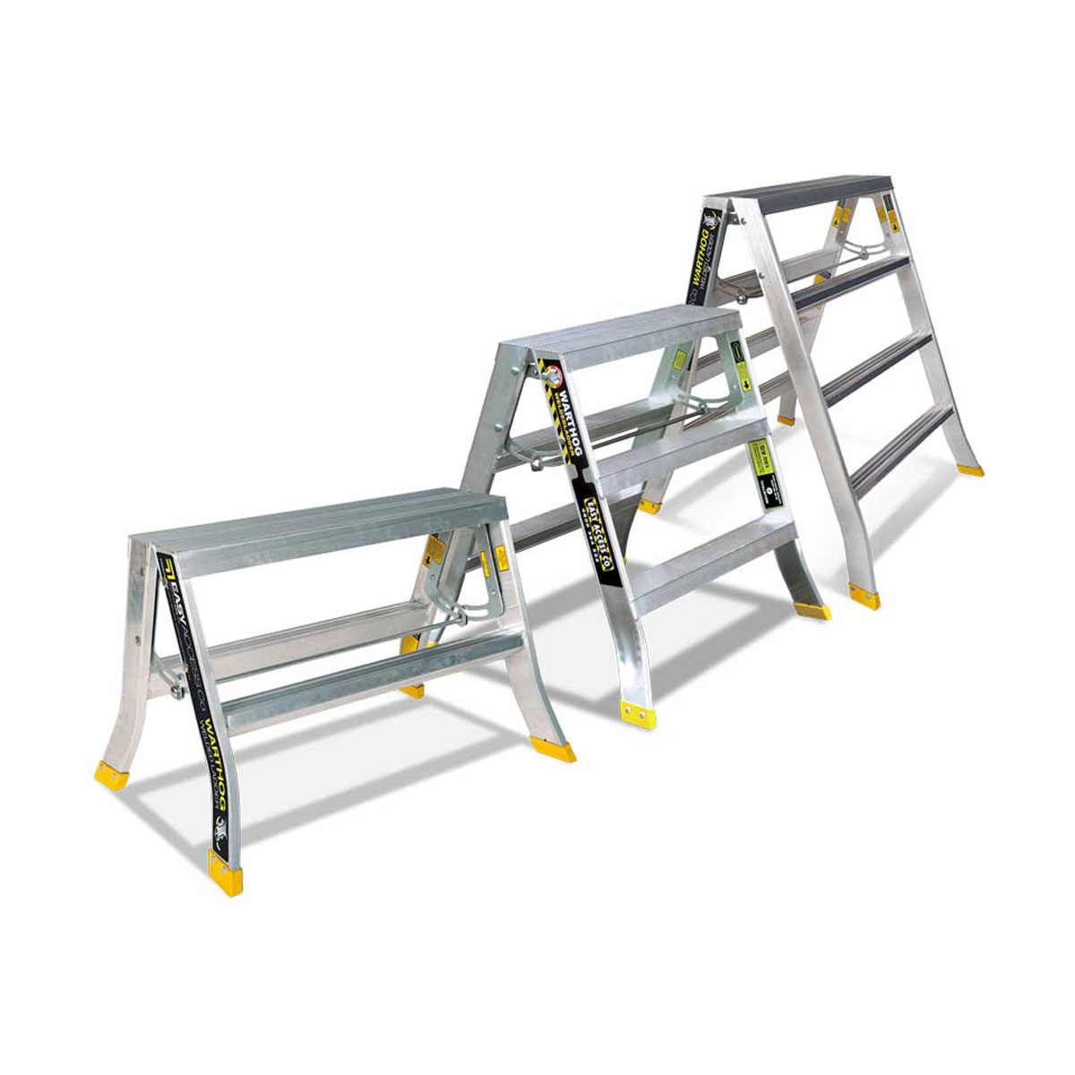 Wide clearance step ladder