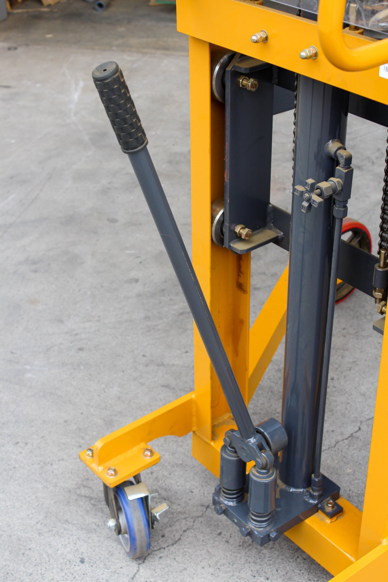 Manual Drum Lifter 003 Drum Handling Astrolift
